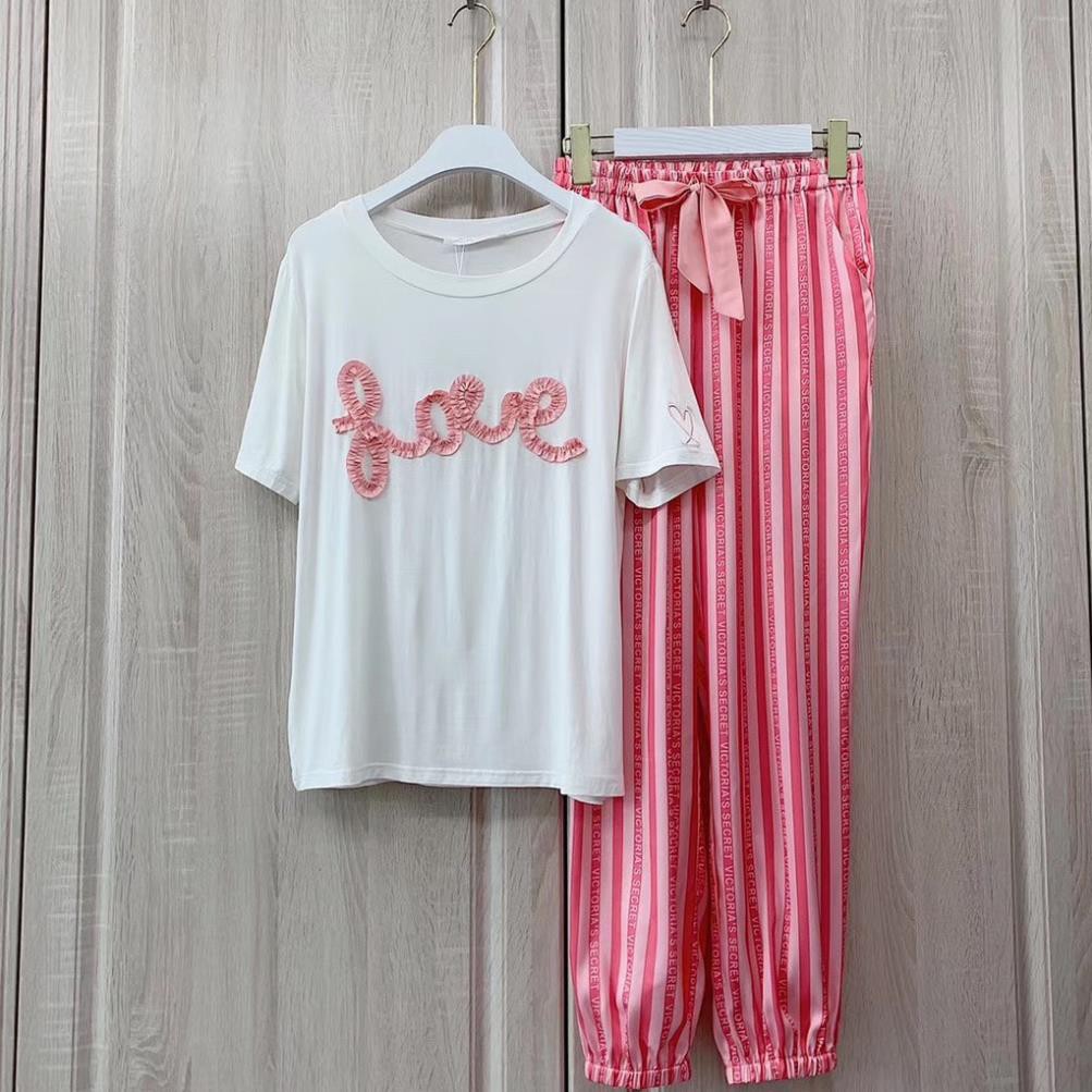 Bộ ngủ lụa Pizama quần dài áo cộc hoạ tiết chữ hàng cao cấp