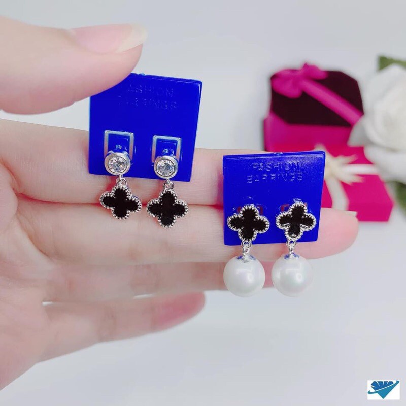 BÔNG TAI BẠC CỎ 4 LÁ SƠN ĐEN ĐẸP