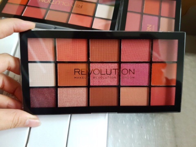 Bảng mắt REVOLUTION RELOADED NEUTRALS 2 và ICONIC FEVER