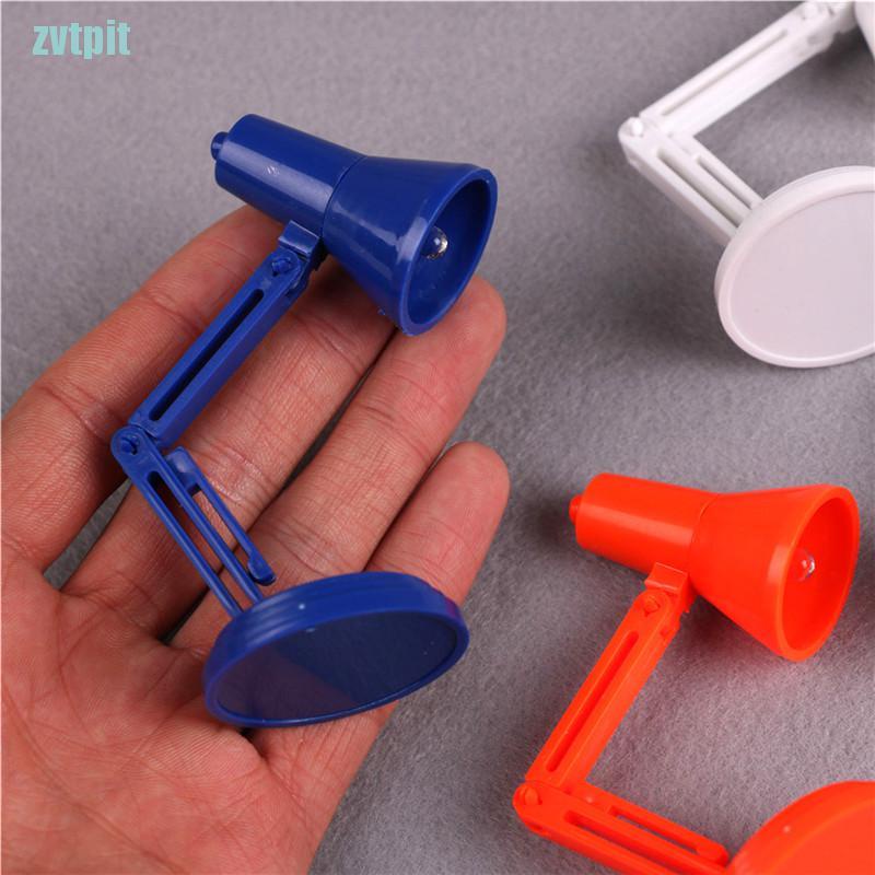 Đèn Led Đọc Sách Nhỏ Gọn Với Tỉ Lệ 1 / 12 Phụ Kiện Dành Cho Nhà Búp Bê