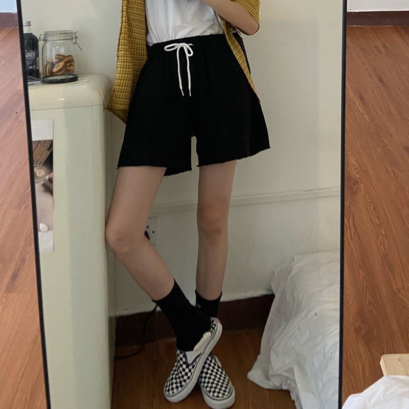 Quần Đùi Cộc, Shorts Ngắn Mùa Hè Dáng Thể Thao Basic - Tharo Store