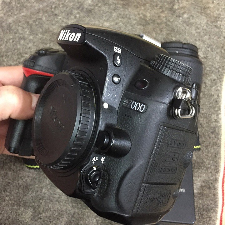 Máy Ảnh Nikon D7000 kèm kít 18-55 VR