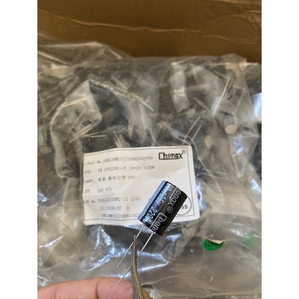 10 tụ điện 2200uf 25v