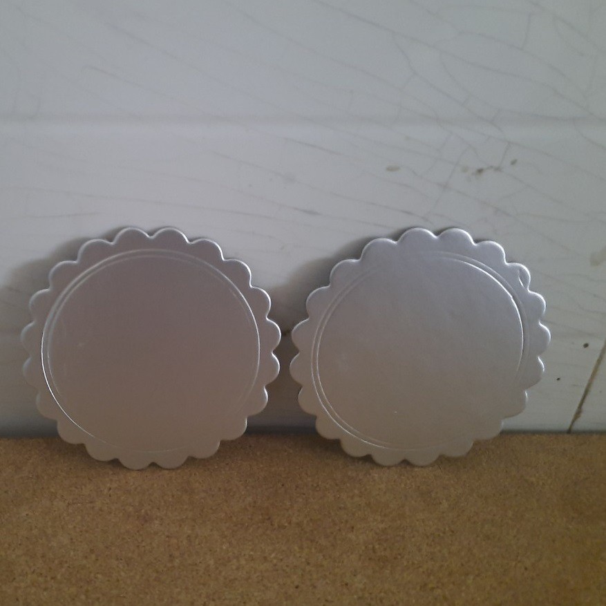 50 Đế Lót Bánh Kem Viền Hoa - 9.3cm