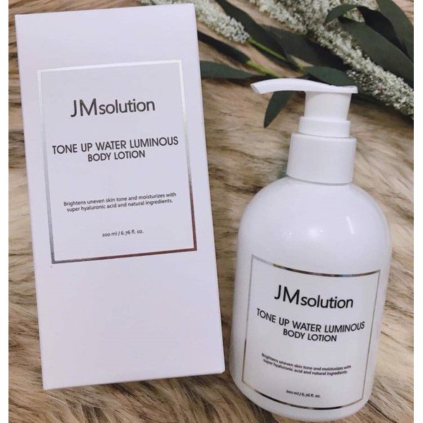Sữa dưỡng thể JMsolution Tone Up Water Luminous Body Lotion 200ml
