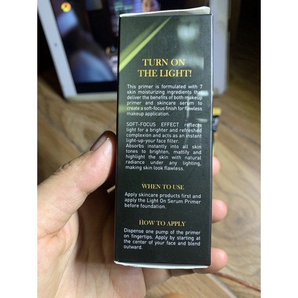 kem lót trang điểm và huyết thanh dưỡng da LIGHT ON Serum OMG!