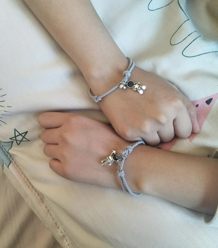 Set 2 Vòng Đeo Tay Khắc Chữ Best Friend | BigBuy360 - bigbuy360.vn