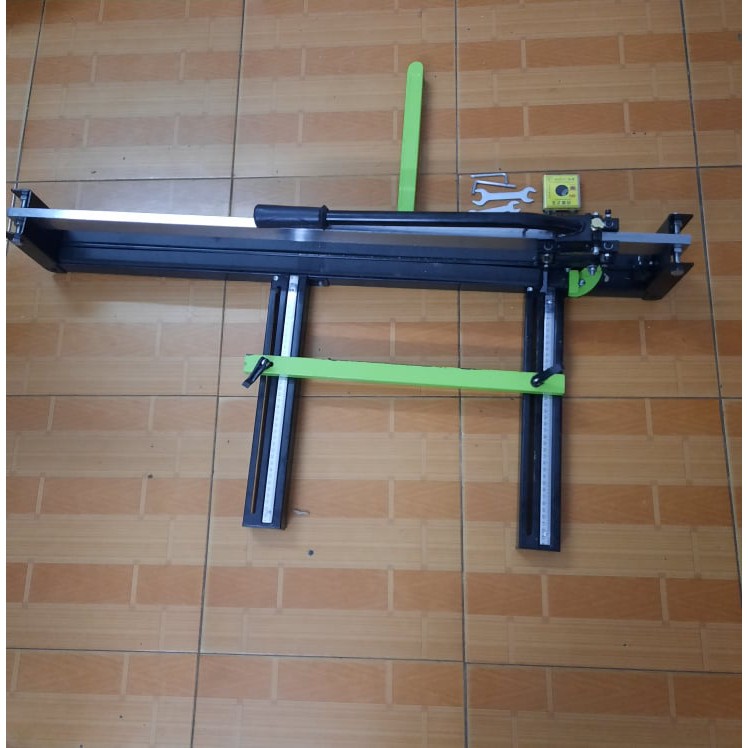 máy cắt gạch tay đẩy bàn NAKATA-80F-10-tặng kèm 1 lưỡi
