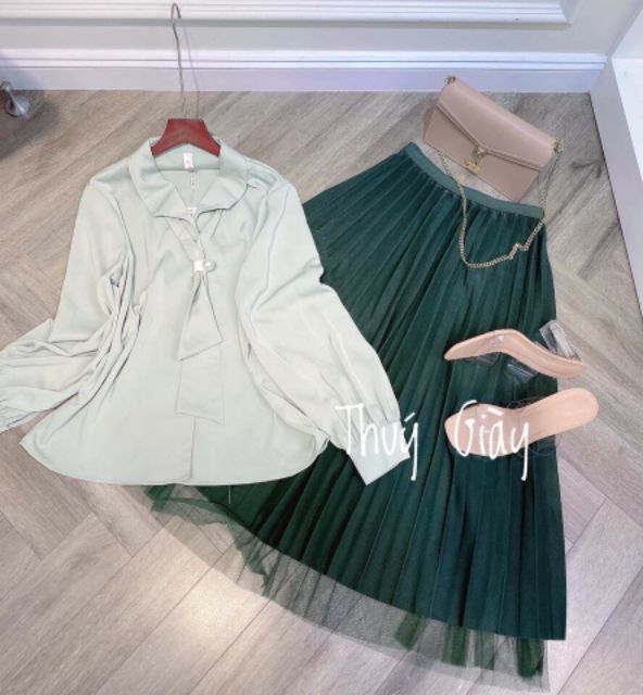 Chân váy dập li voan 2 mặt hàng Quảng Châu