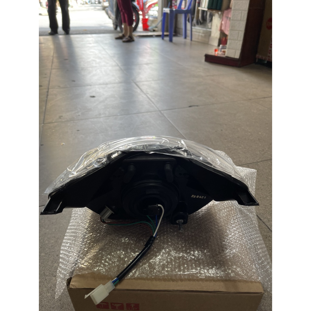 Đèn pha/Bộ đèn trước xe Attila mã M9N