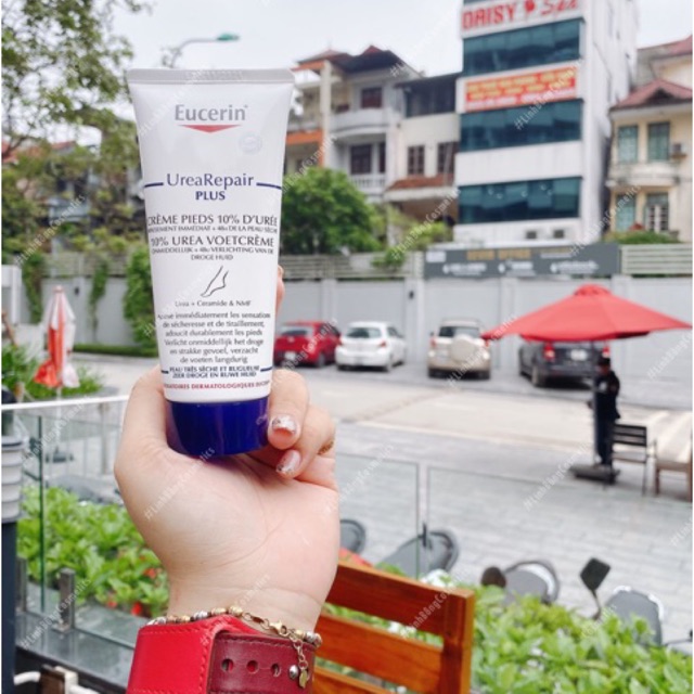 KEM DƯỠNG DA CHÂN VÀ GIẢM NỨT GÓT CHÂN EUCERIN UREA REPAIR PLUS CRÈME PIEDS 10% 100ML