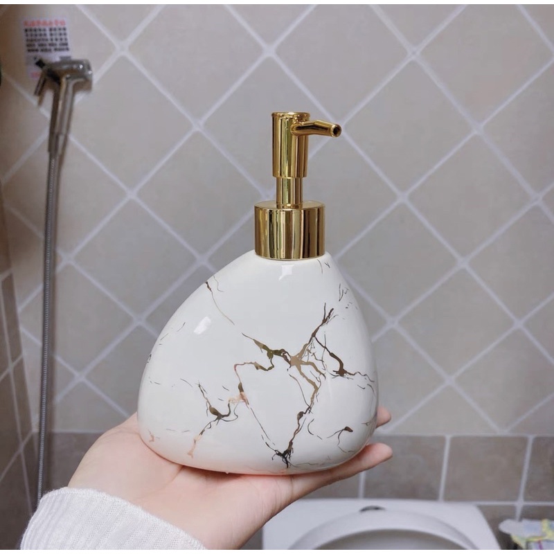 Bộ đồ dùng nhà tắm gốm sứ vân đá