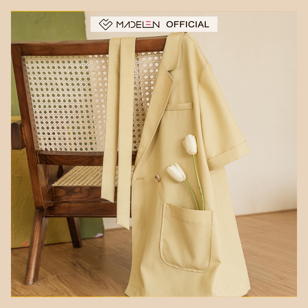 Áo blazer ngắn tay vải linen kèm đai eo MADELEN