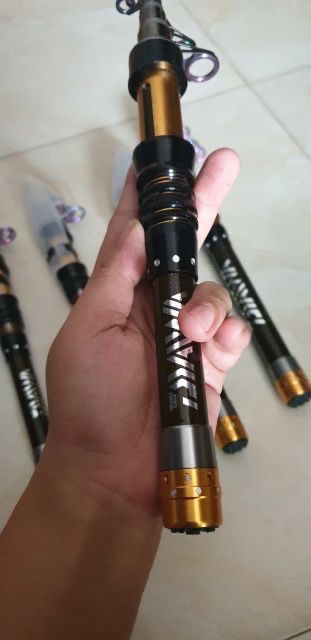 cần rút dài 3m DAIWA nhé cốp y hình cần cực khoẻ