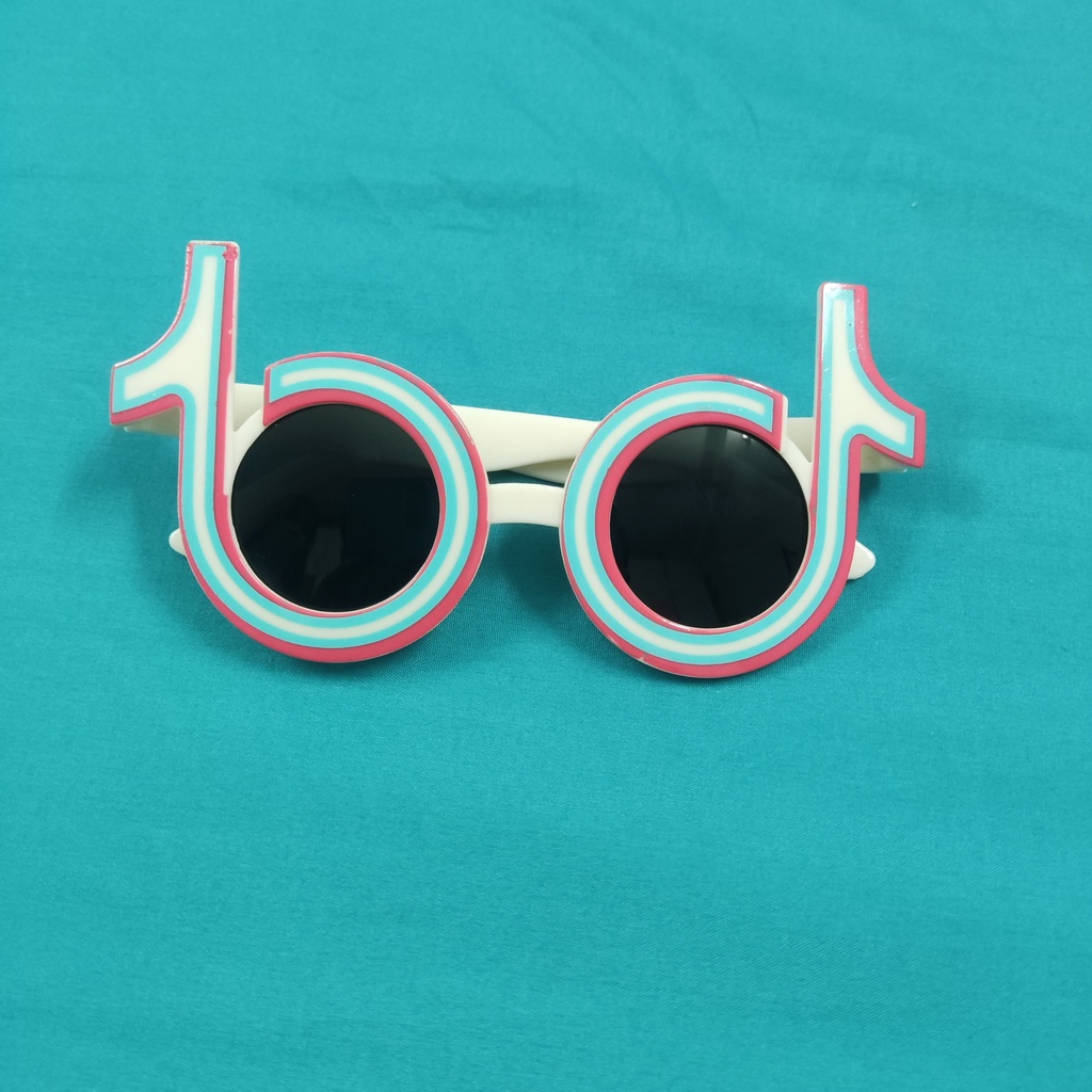 (Siêu hot) Kính râm thời trang hottrend logo tiktok - KM55