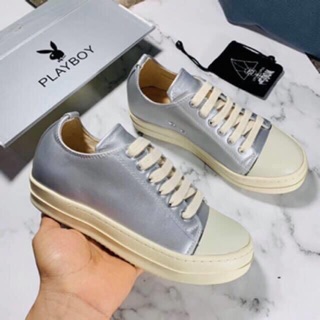 Giày thể thao nữ sneaker cổ thấp Rich 0wen màu bạc siêu đẹp HS-16