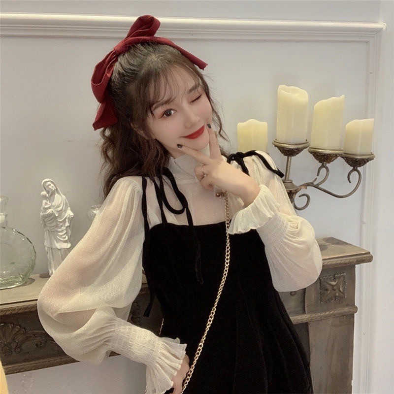 [Ulzzang] Set áo trắng váy yếm đen tiểu thư đáng yêu