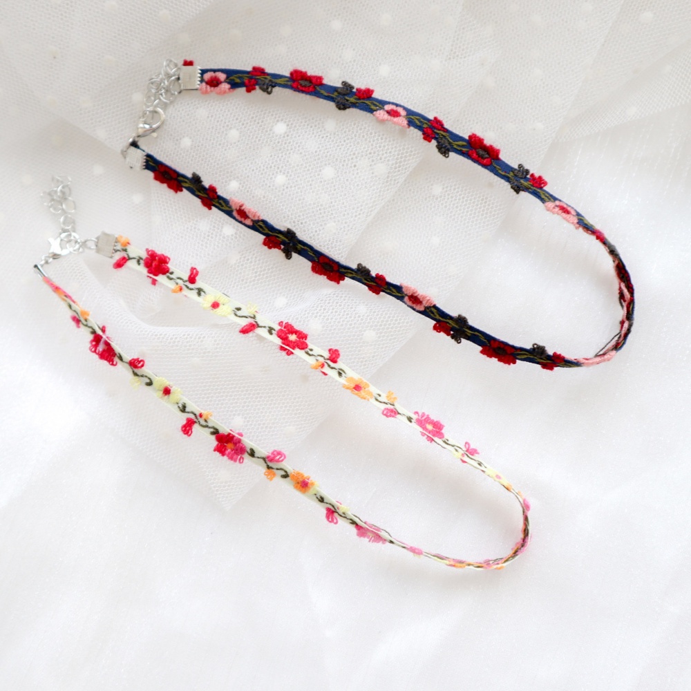 Vòng Cổ choker Đan Sợi Mặt Hình Hoa Phong Cách Cổ Điển Cho Nữ