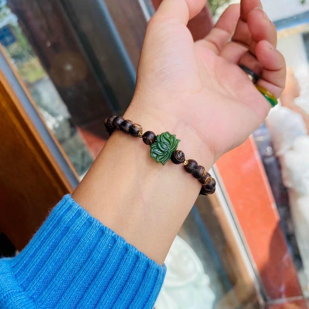 Vòng Trầm Hương Đơn Mix Hoa Sen Bích - Trầm Hương Sánh Chìm