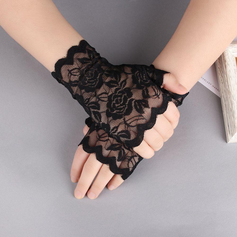 Găng Tay Ren Hoa Dùng Hóa Trang Cô Dâu Trong Tiệc Cưới