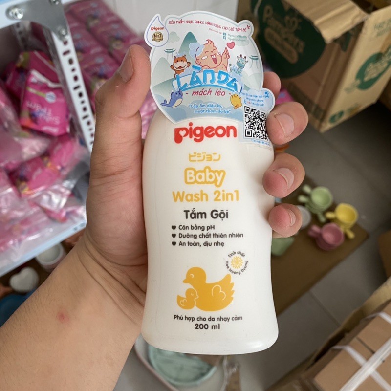 Sữa Tắm Gội Pigeon Cho Bé - 200ml/700ml