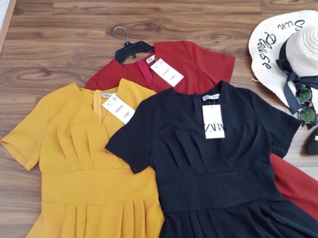 Đầm vintage zara