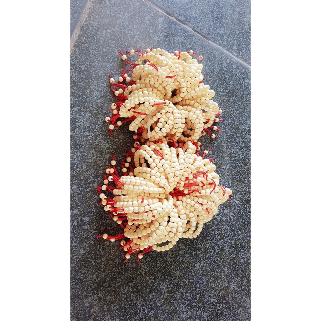 Vòng dâu tằm cho bé 1 chiếc chống tà ma, giật mình hiệu quả