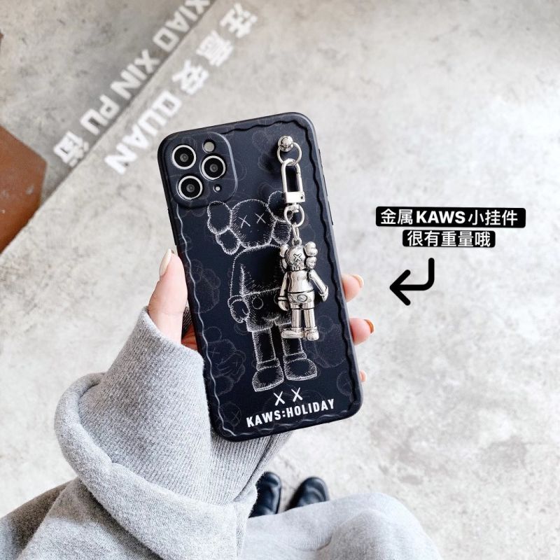 Ốp điện thoại hoạt hình KAWS bảo vệ toàn diện camera cho iphone 12pro max 12mini 11Pro Max XS Max XR SE 2020 7 8 Plus | BigBuy360 - bigbuy360.vn