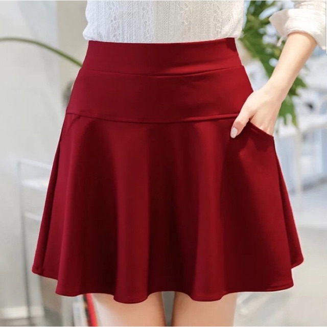 Chân váy thun big size có 2 túi và quần trong màu đen, đỏ size 60-70kg