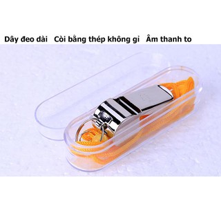 Còi  trọng tài bóng đá