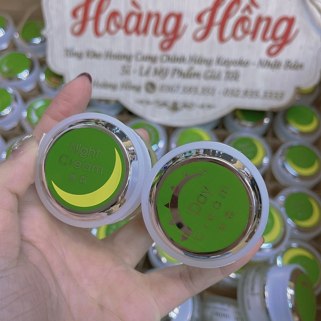 Kem Vỗ Bong Nám ,Tàn Nhang Dưỡng Trắng Da Ngày Và Đêm Dr.Snow