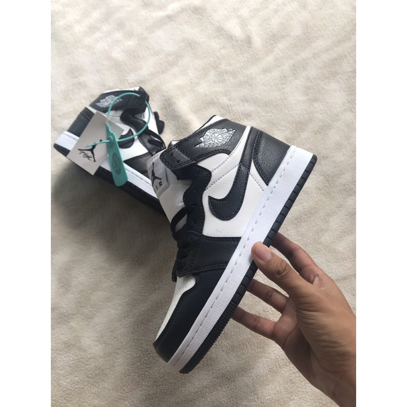 Giày Thể Thao Sneaker Jordan 1 Panda cổ cao | BigBuy360 - bigbuy360.vn