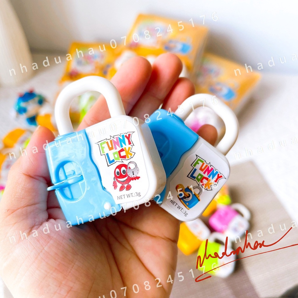 Sỉ - 1 lốc gồm 30 cái kẹo đồ chơi hình ổ khóa (có khóa thật - kèm kẹo) Funny Lock Hongkong cái 3gam