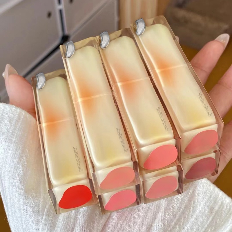 Son Thạch Pha Lê Trà Đỏ Nâu Dưỡng Ẩm Môi M6-SIP