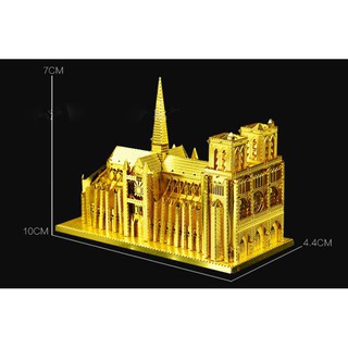 Mô hình lắp ráp Nhà thờ Đức Bà Paris