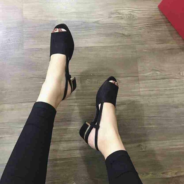 Quai hậu gót vuông 3 phân