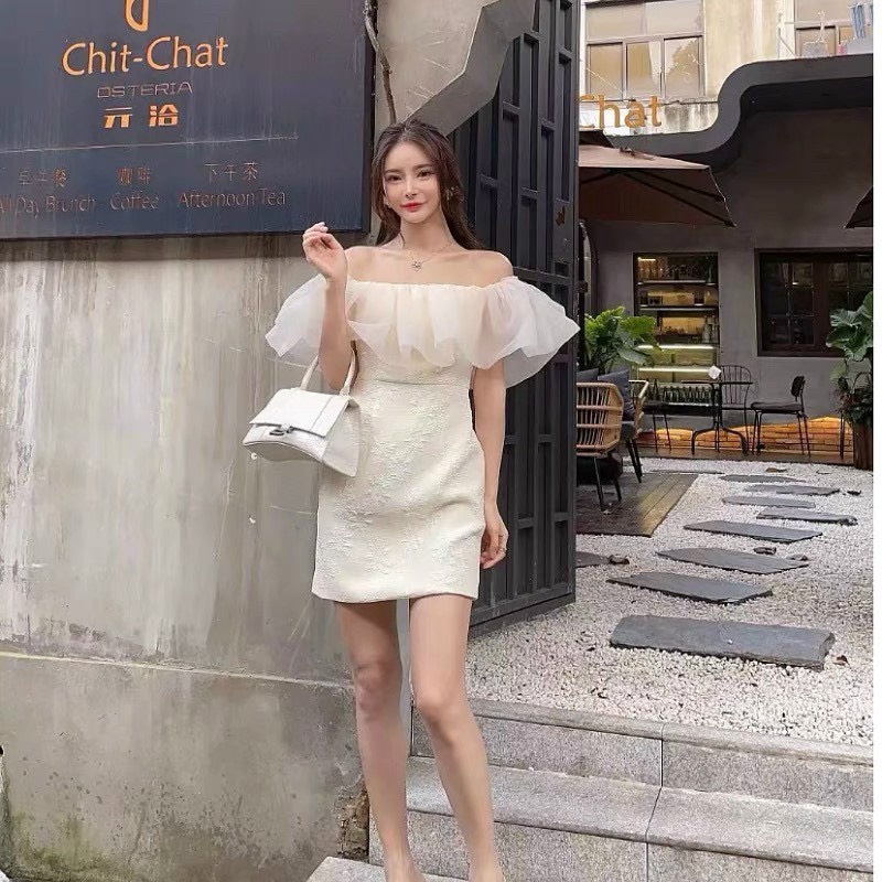 ĐẦM KEM NỔI BÈO TƠ TRỄ VAI