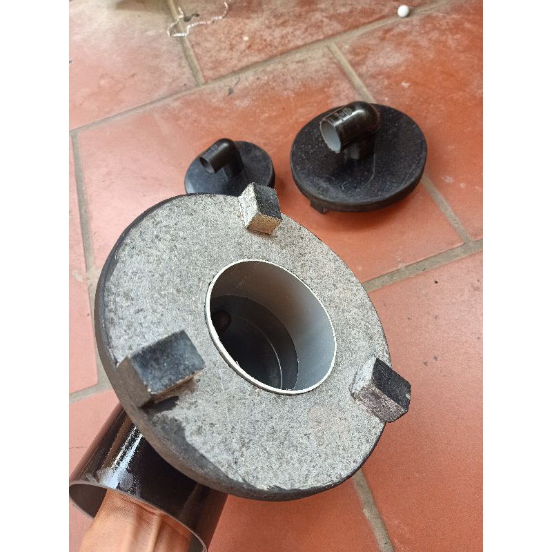 Nấm đáy , hút đáy bể cá, hồ cá bằng đá chuyên dùng cho bể bạt