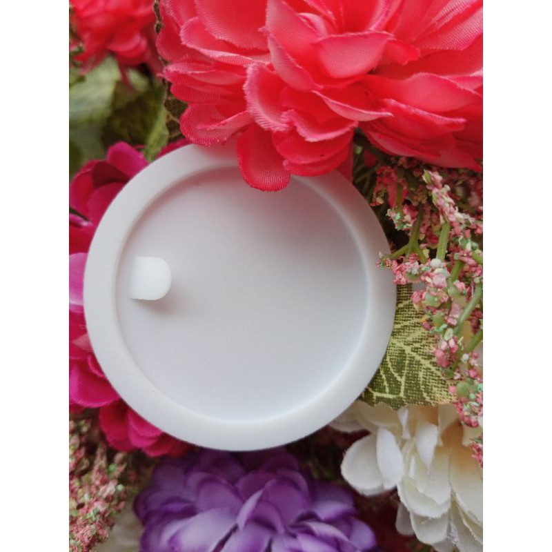 2 cái nắp lót nhựa chống tràn