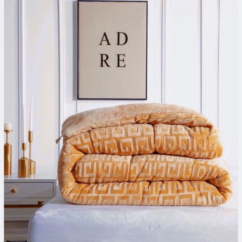 Chăn Lông Cừu LUXURY Chữ Vạn 3,3kg_Chăn Đại Hàn Siêu Ấm_ Hàng Cao Cấp Xuất Khẩu