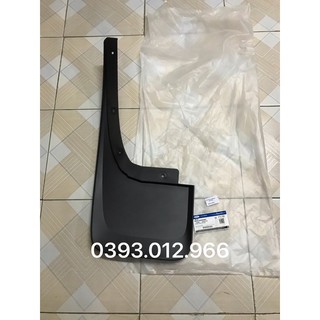 CHẮN BÙN BÁNH SAU FORD RANGER