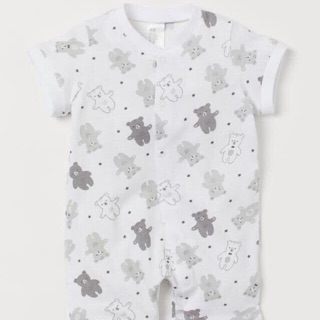 Vay hm size m