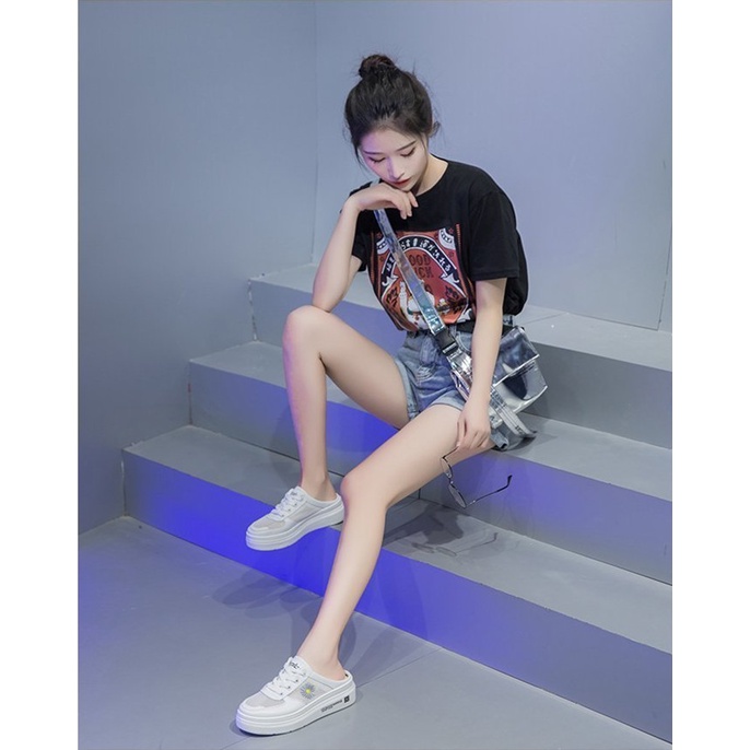 Giày Sục Nữ Lưới Hoa Cúc Dế Bánh Mì 3 Phân