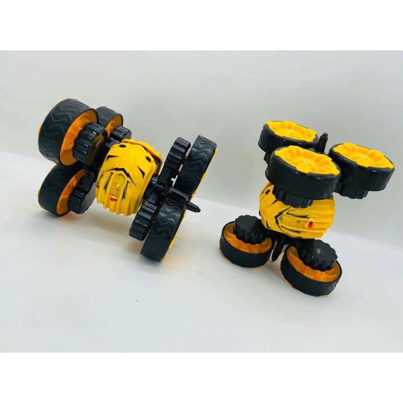 Xe điều khiển xoay đa chiều 360 độ (tặng pin remote)