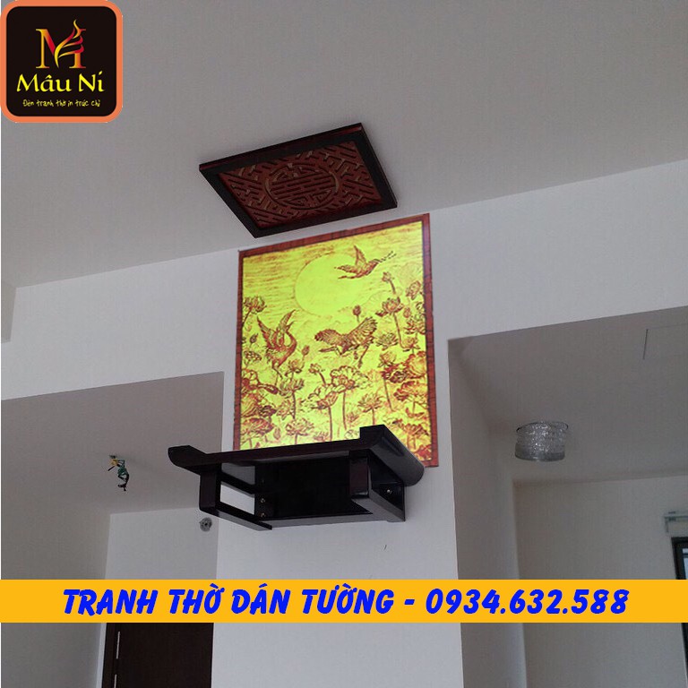 [ Tranh ban thờ ] TRANH DÁN TƯỜNG Bàn thờ thần tài thổ địa - kt 61cmx81cm - sen hạc dọc