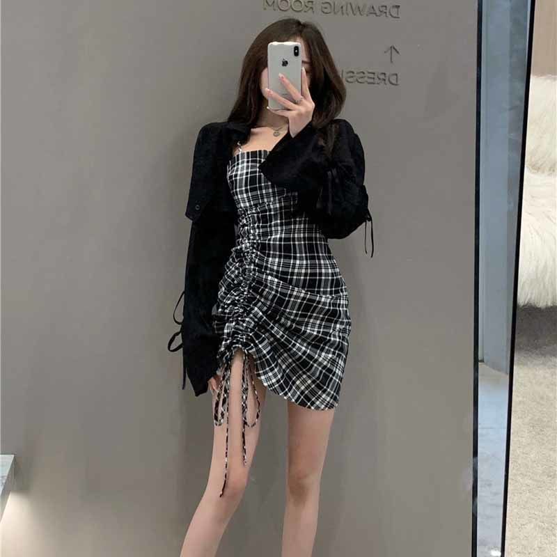 Set Áo Sơ Mi Form Rộng Và Đầm Hai Dây Họa Tiết Sọc Caro Phong Cách Pháp