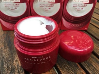 Dưỡng da Aqualabel Shiseido