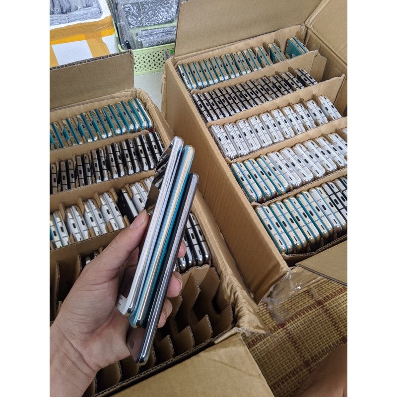  Điện thoại shap r2 snapdaragon 845 ram 4 bộ nhớ 64g | BigBuy360 - bigbuy360.vn