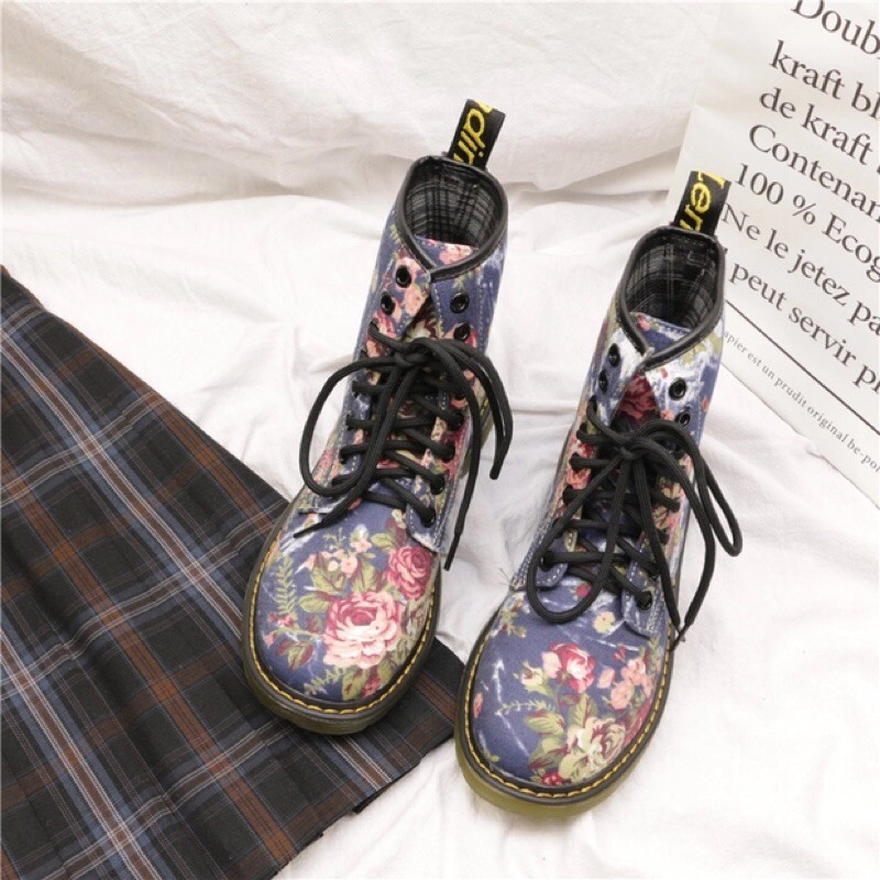 Boots cao hoạ tiết thời trang