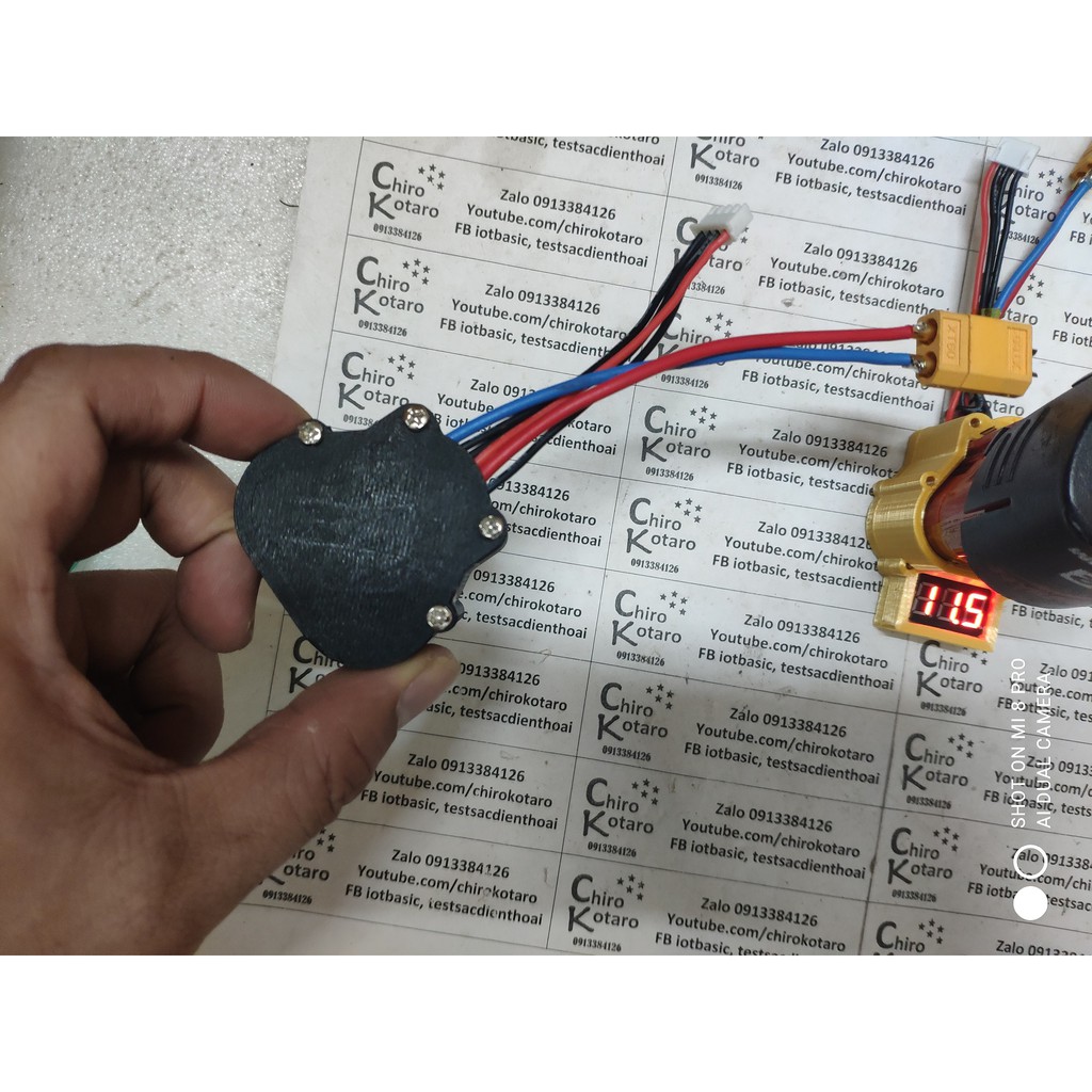NEW!!! Đế sạc pin Milwaukee M12 10.8V-12V dùng với bộ sạc cân bằng iMax B3, B6 hoặc adapter 12.6V